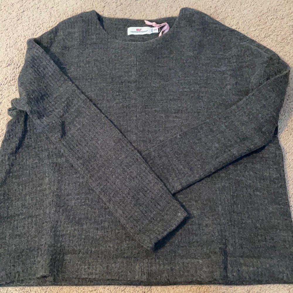Women’s Vineyard Vines zip shoulder sweater